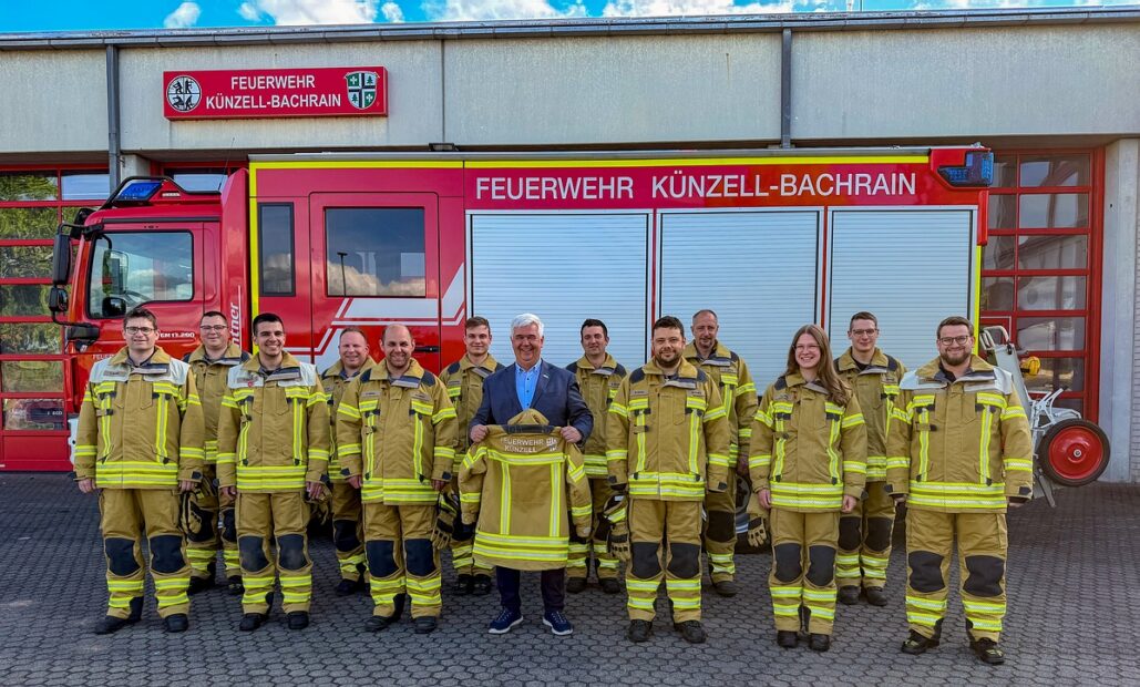 Neue Schutzkleidung für Feuerwehr Künzell